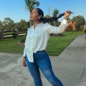 Meet your Posher, Ariandi